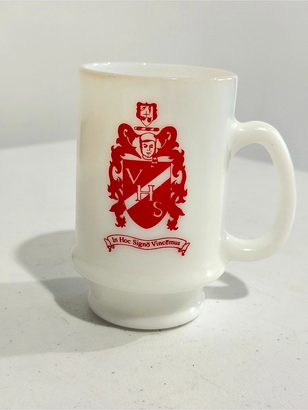 University Crest Mug in White & Red